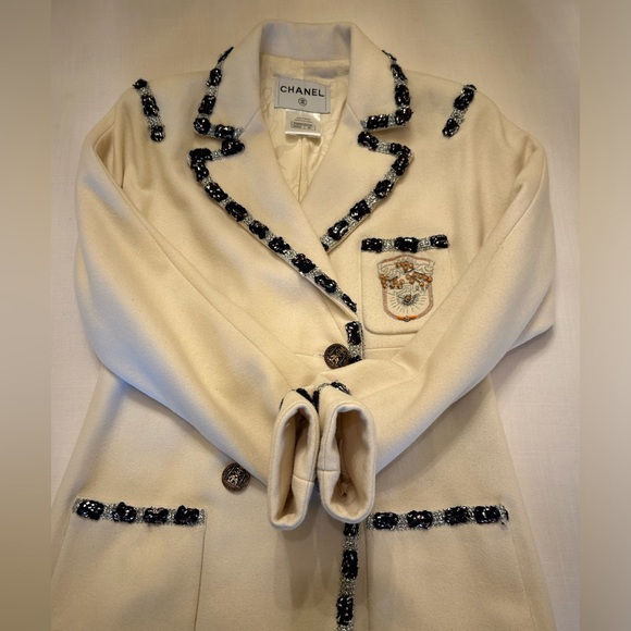 Chanel Paris Bombay Runway Collection Jacket - Picture 8 of 14